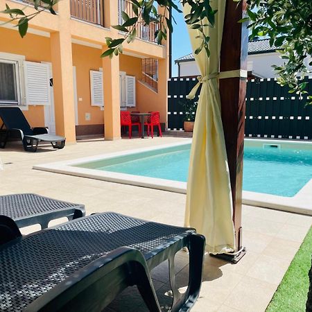 Boutique Apartment With Private Pool For Your Exclusive Use Novigrad  Exterior photo