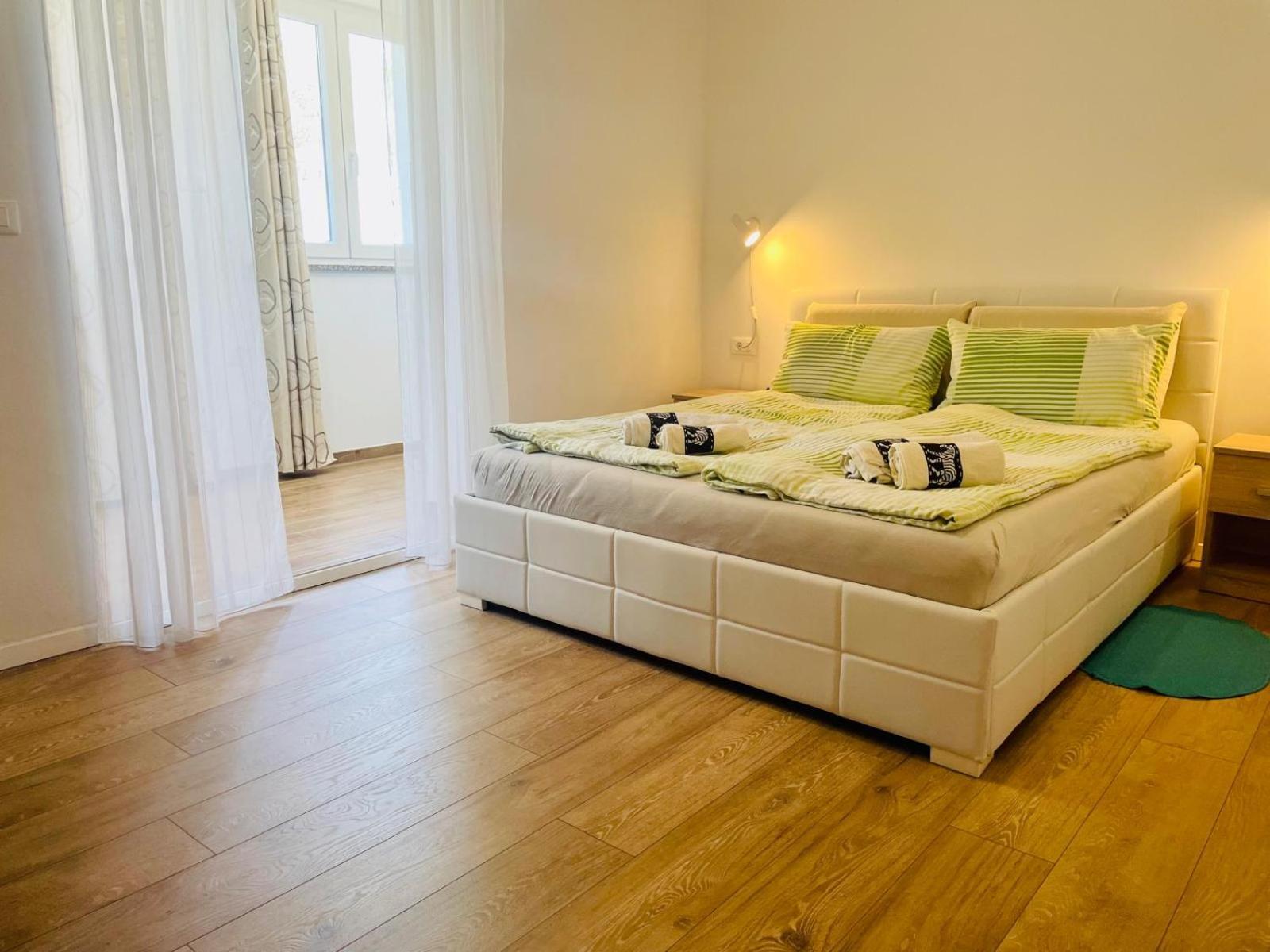 Boutique Apartment With Private Pool For Your Exclusive Use Novigrad  Exterior photo