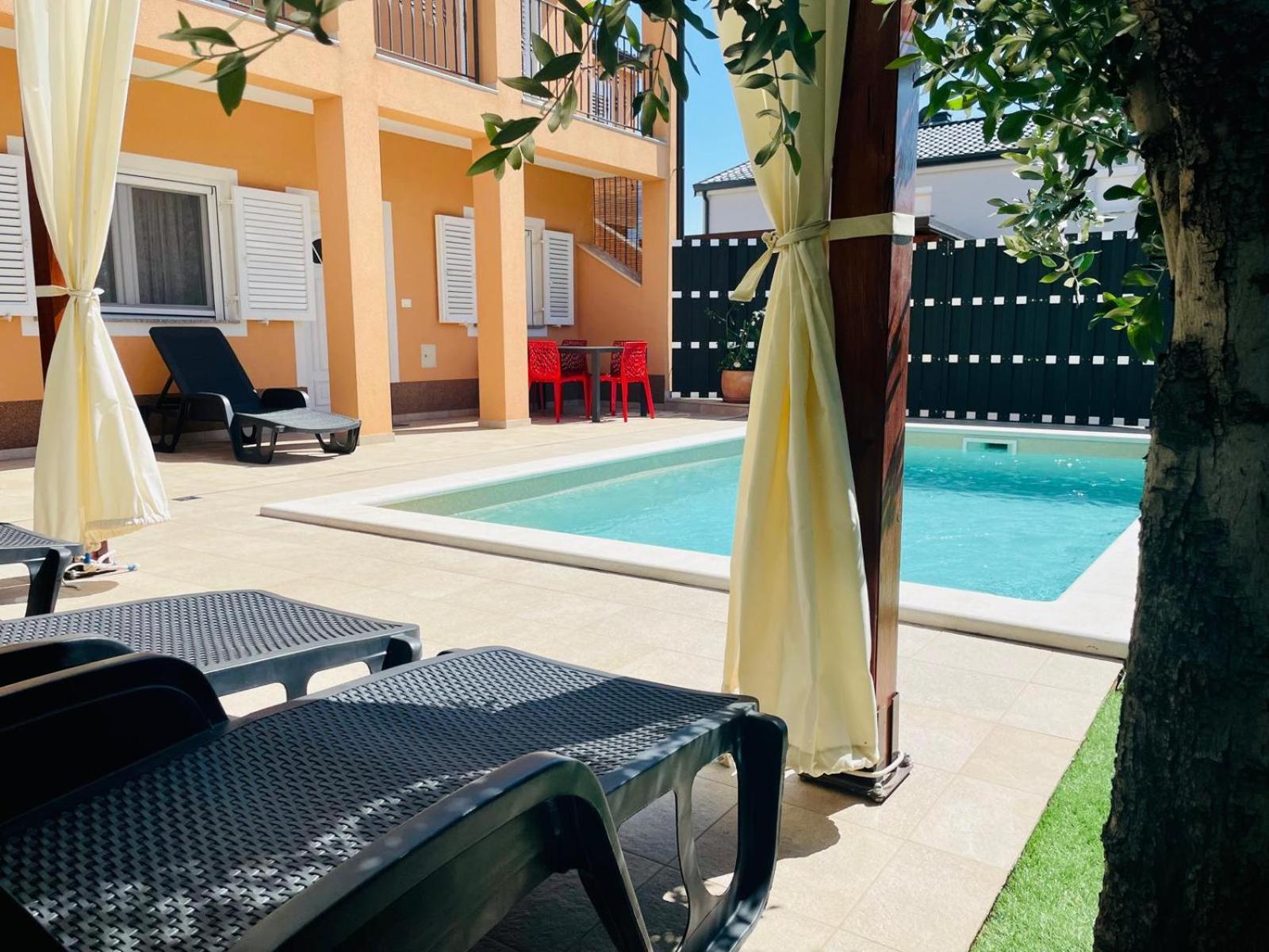 Boutique Apartment With Private Pool For Your Exclusive Use Novigrad  Exterior photo